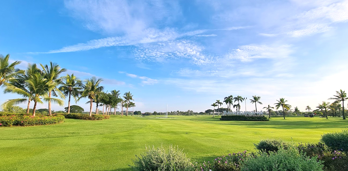 ゴルフ場スライド1