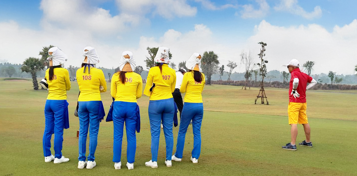 ゴルフ場スライド4