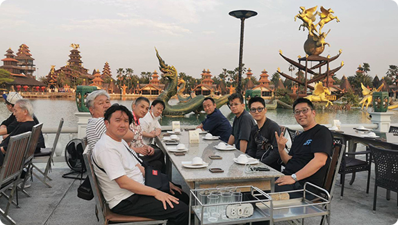 空港近くのレストラン01